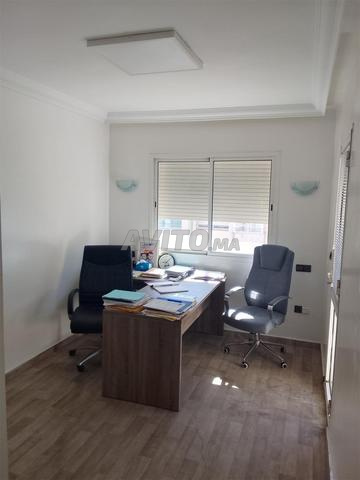 Bureau 120m2 à côté Alyasir Casavoyageur - 2