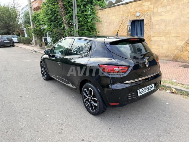 Renault CLIO 4 (Automatique) - 2