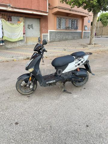 Kymco scooter pur, tout fonctionne bien, viens et monte - 2