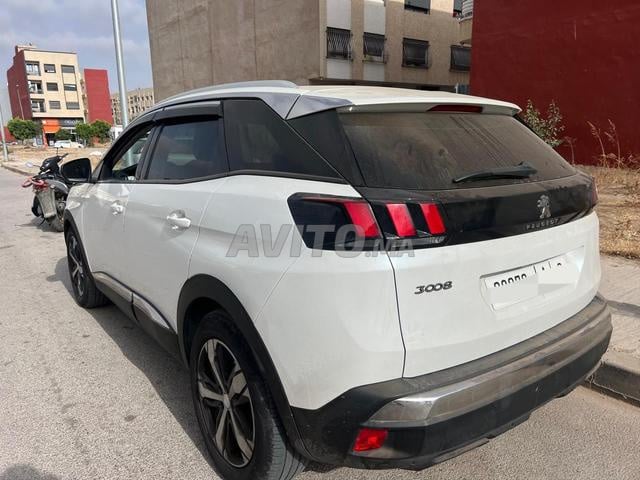 بيجو 3008