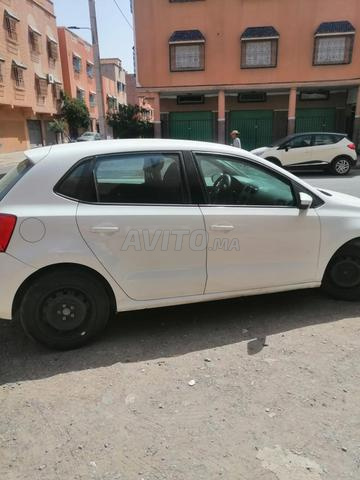 Volkswagen Polo essence manuelle 2016 à Marrakech - 2