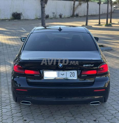 BMW الفئة الخامسة 520 سيجنتشر