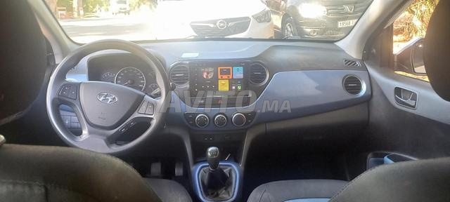 Hyundai i10 Essence Manuelle 2018 à Tanger - 2
