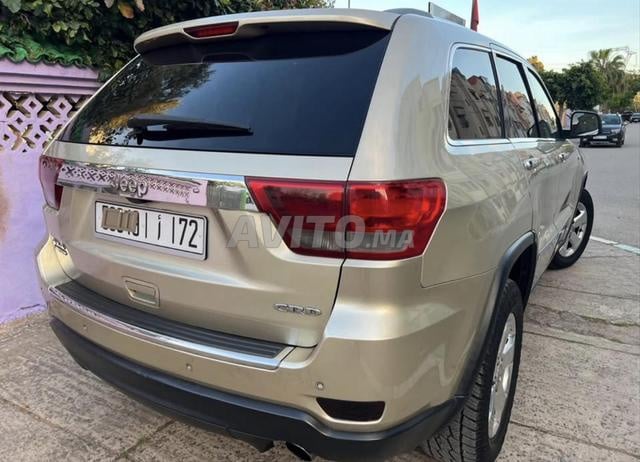 Jeep Grand Cherokee Diesel 2012 1ère main - 2