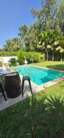 A vendre Villa Lux 700 m² sur Bouskoura Piscine - 2