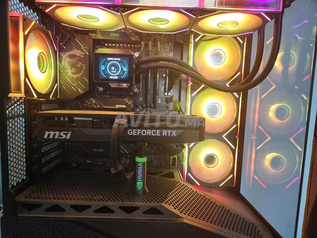 PC Gamer, Ryzen 7 7800X3D, RTX 5070 Ti, RAM 32GB