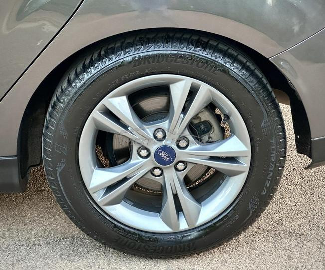 Ford focus Diesel Excellent etat 6 cv 