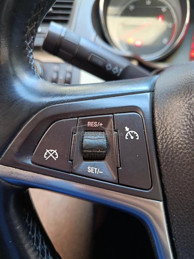Opel Insignia Diesel Manuelle 2013 à Kénitra