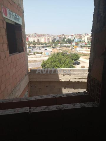 استوديو كبير مع مكان في الطابق السفلي متوسط ​​الوقوف قيد الإنشاء