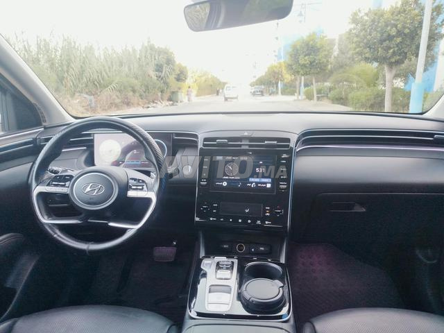 La voiture est pleine d'options - 2