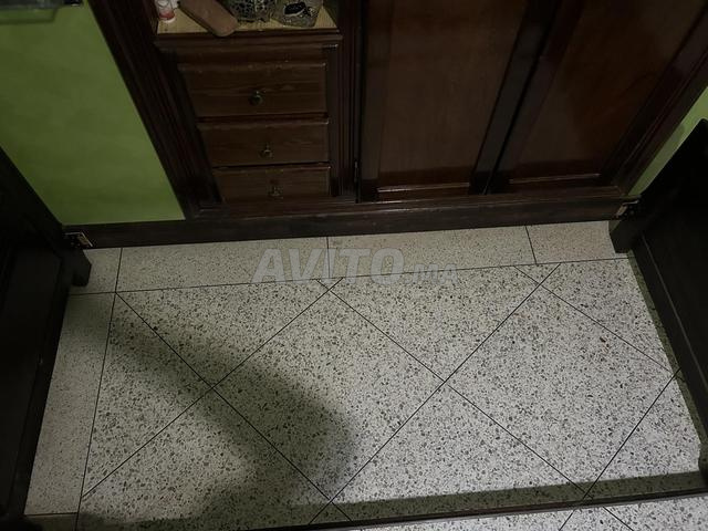 طاولات سرير خشبية صلبة – حالة جيدة جداً - 2