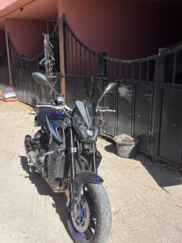 YAMAHA MT09 - 2