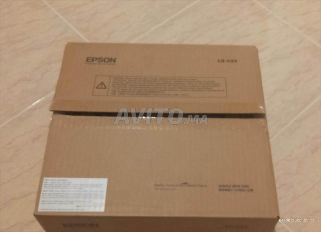 Vidéoprojecteur Epson, encore neuf avec sa boîte - 2