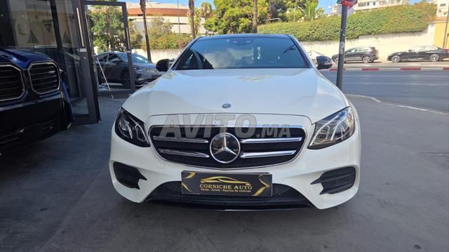 Mercedes Benz classe e 220 pack amg