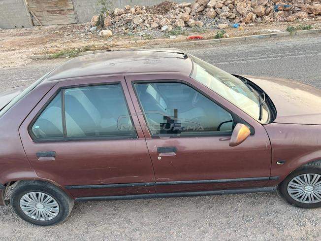 R19 avec 10 ans du même propriétaire 