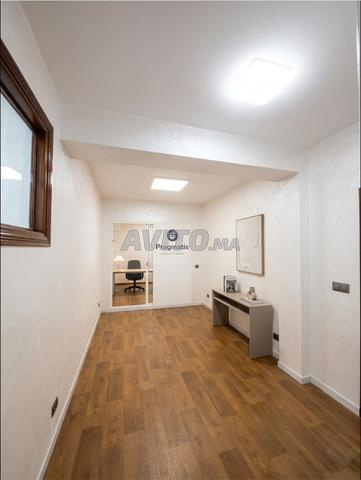 Bureaux Professionnel 64m² Emplacement stratégique