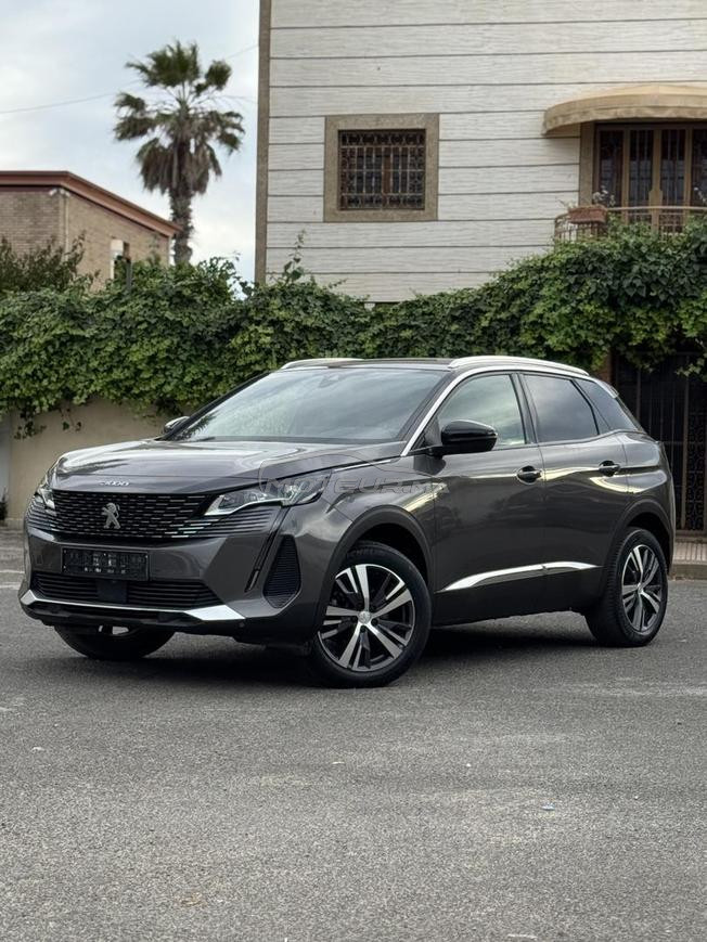 Peugeot 3008 allure tt option 2023 68k klm