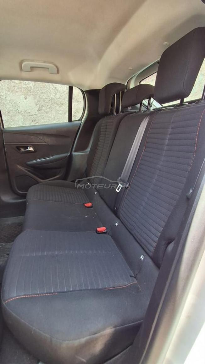 Peugeot 208 mazot n9iya 