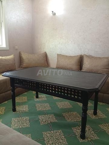 أثاث للبيع شبه جديد
