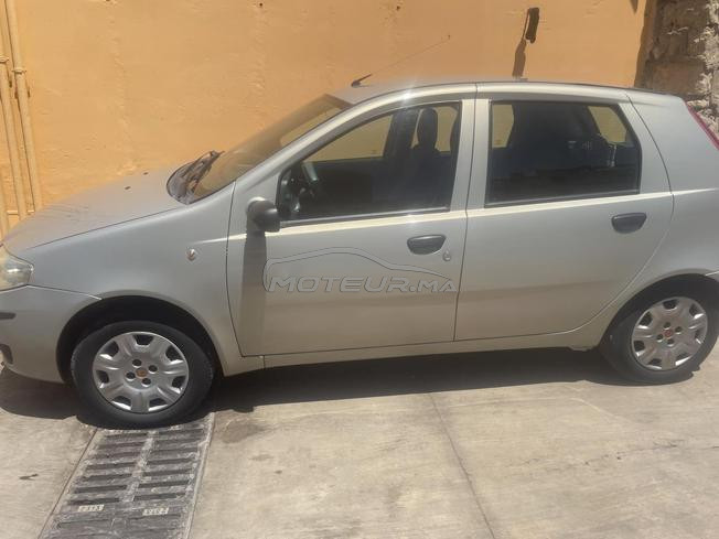 Fiat Punto Essence Manuelle 2011 à Meknès