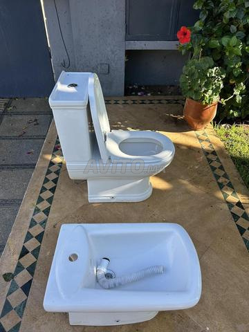 WC et Bidet Gala en porcelaine blanche - 2