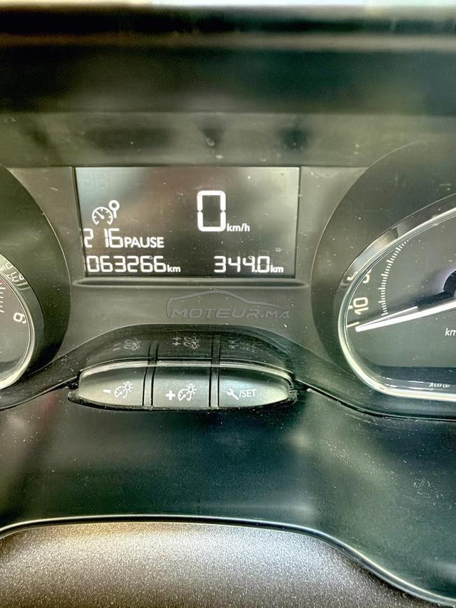 voiture à vendre première main 