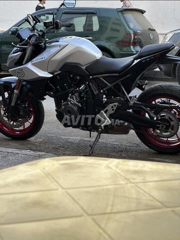 Suzuki GSX8S - 2