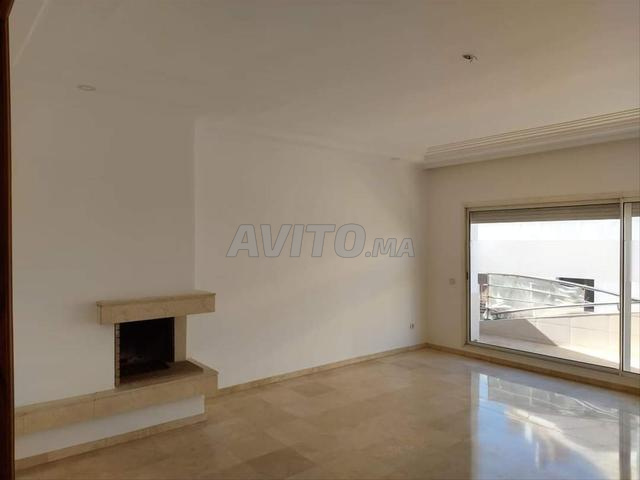 Appartement à louer 156 m² à Racine - 2