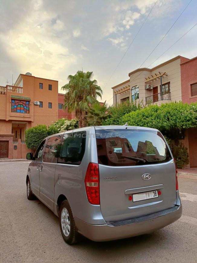 Hyundai H1 