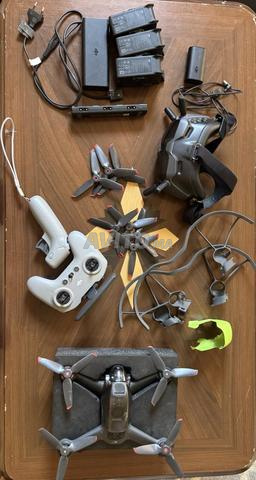 درون DJI FPV كومبو