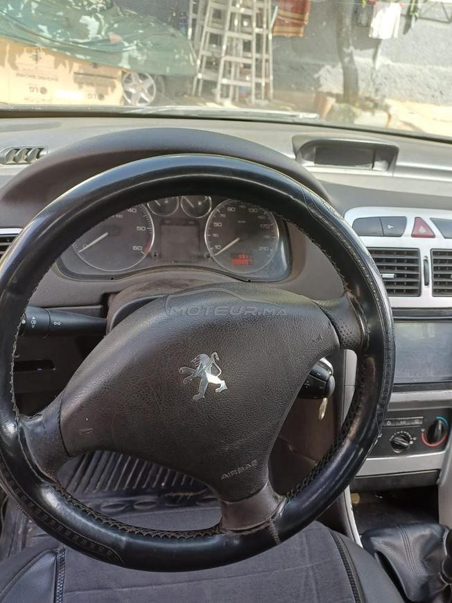 voiture Peugeot 