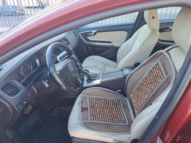 volvo s60 D3 2015 150000dh