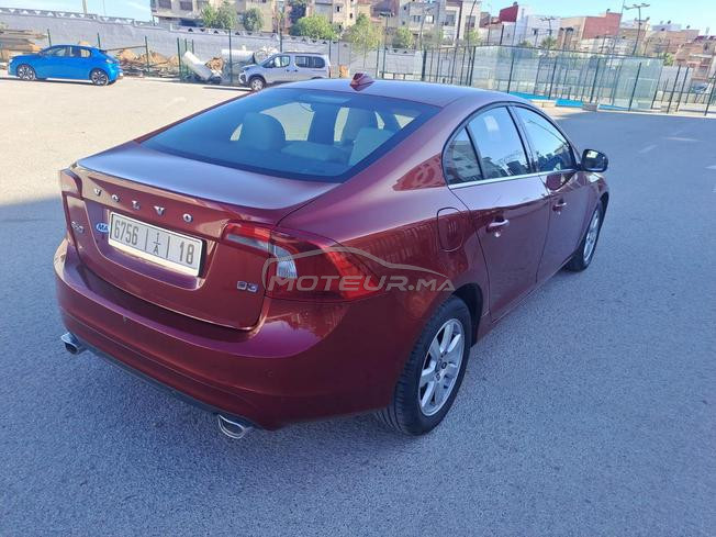 volvo s60 D3 2015 150000dh