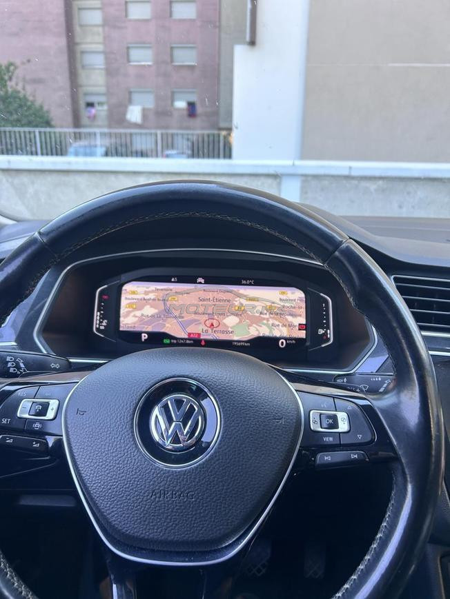 a vendre très belle Tiguan année 2020