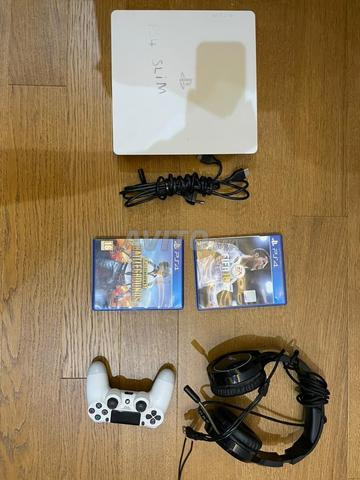 PS4 avec jeux casque et manette - 2