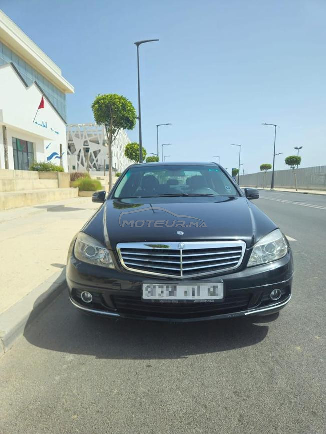 Mercedes-Benz 220 Diesel Automatique 2011 à Tanger