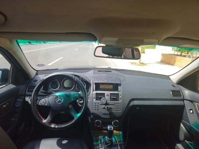 Mercedes-Benz 220 Diesel Automatique 2011 à Tanger