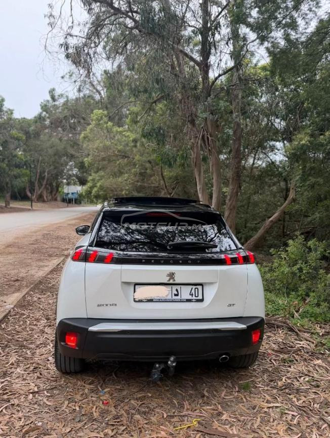 PEUGEOT 2008 GT LINE