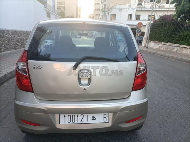 هيونداي آي 10 بنزين أوتوماتيك - 2