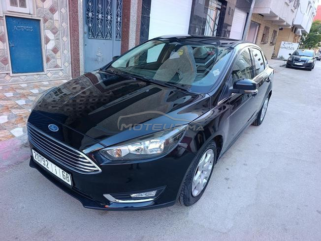 Ford focus berline 1ère main 2018
