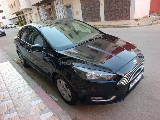 Ford focus berline 1ère main 2018