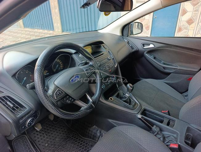 Ford focus berline 1ère main 2018