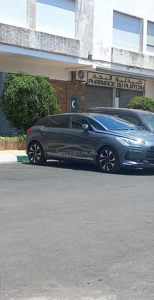 très belle voiture à vendre