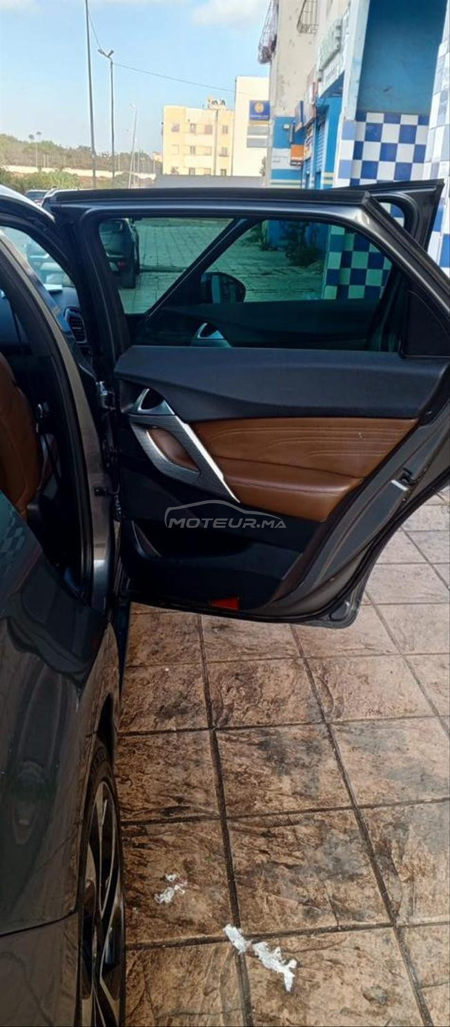 très belle voiture à vendre