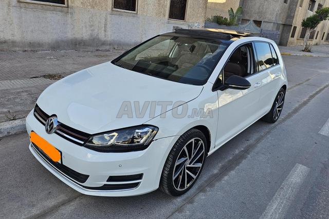 Volkswagen Golf - 2