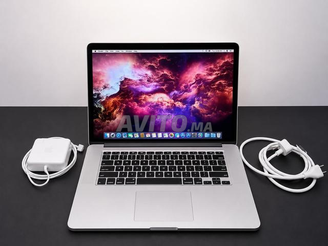 MacBook i7 pro Rétine double Ram 8 disque 256 SSD
