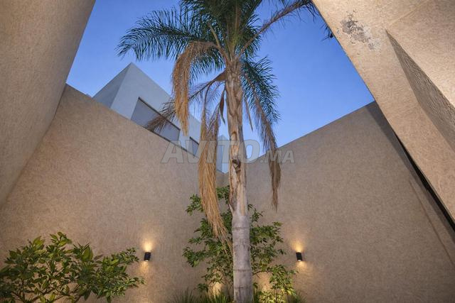Sous-sol d'une villa à louer sur la route de Casa