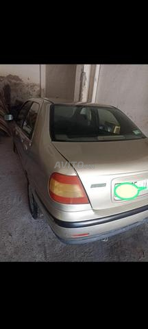 Fiat Siena modèle 2002 - 2