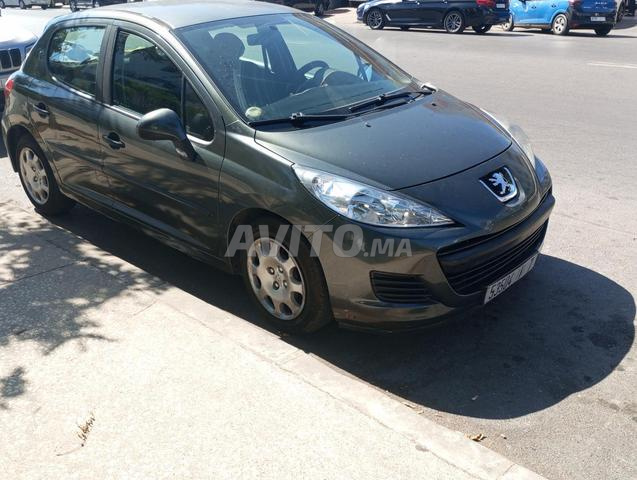 Peugeot 207 Diesel Manuelle 2009 à Rabat - 2