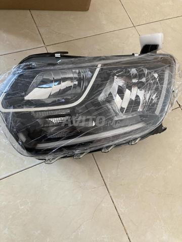 Phares avant gauche Dacia Duster 2018/2022 LED - 2